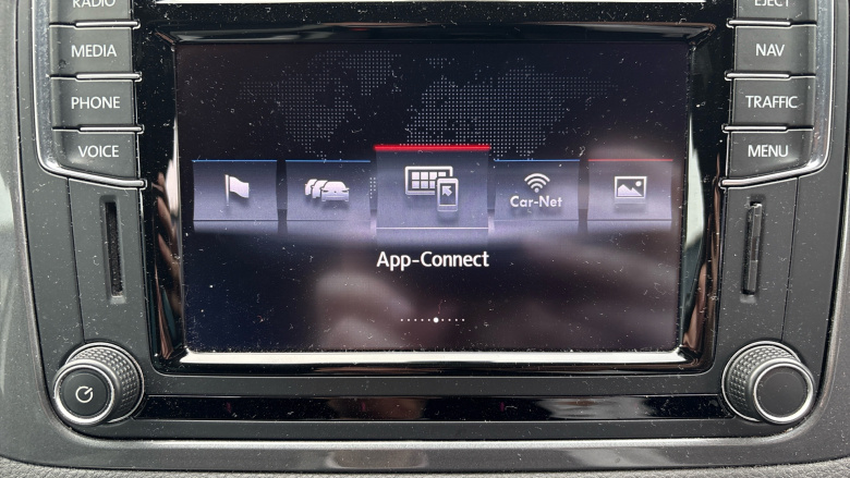 Volkswagen Tiguan 2.0 TDi BlueMotion Tech R-Line 5dr 150 DSG [NAV] Diesel Estate